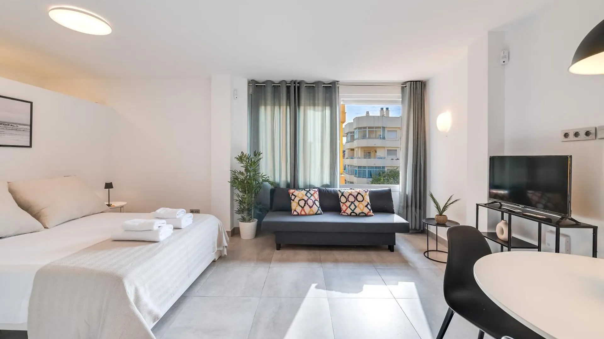 Impresionante Loft En Pleno Centro De Marbella Apartment