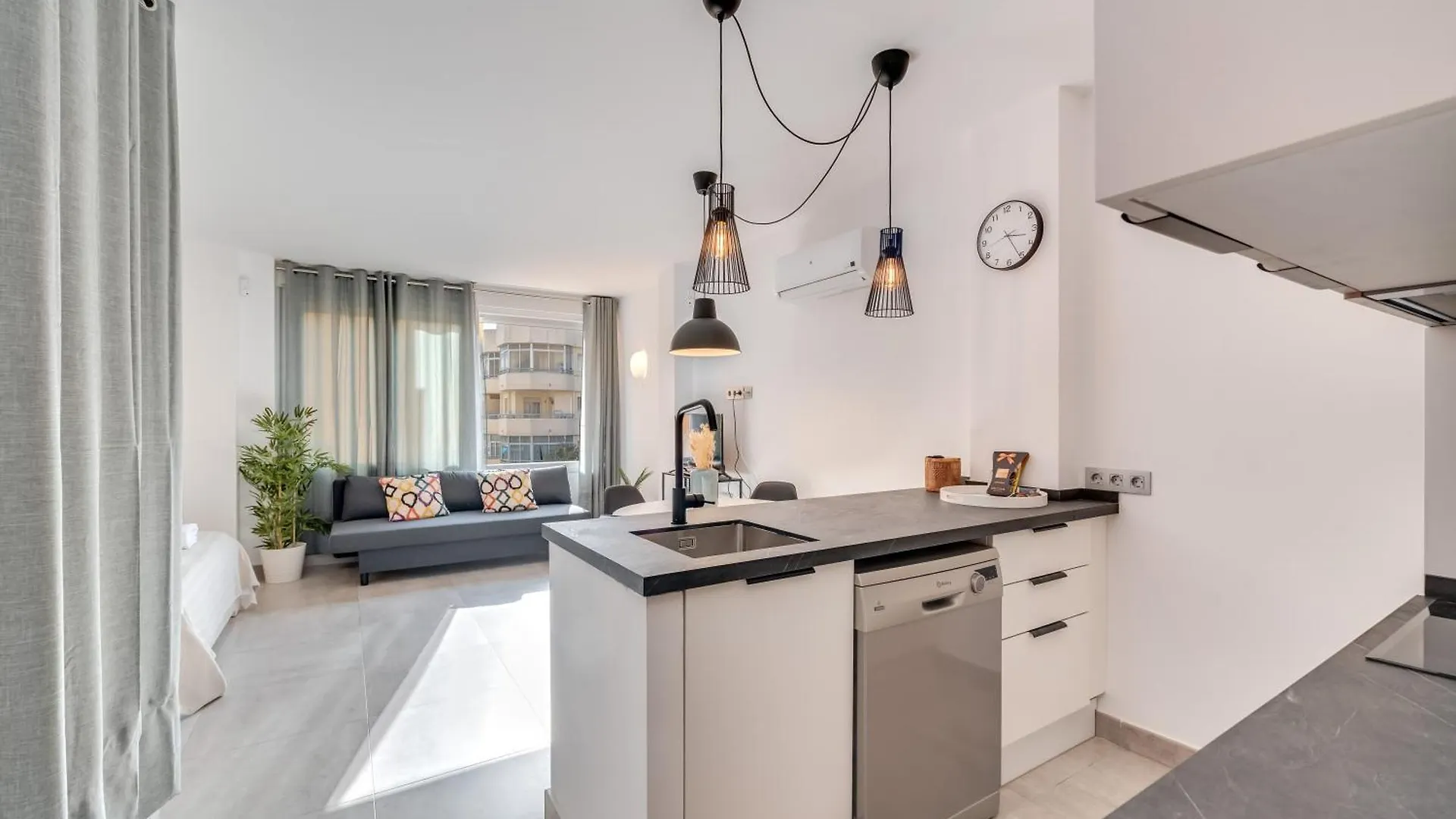 Impresionante Loft En Pleno Centro De Marbella Apartment