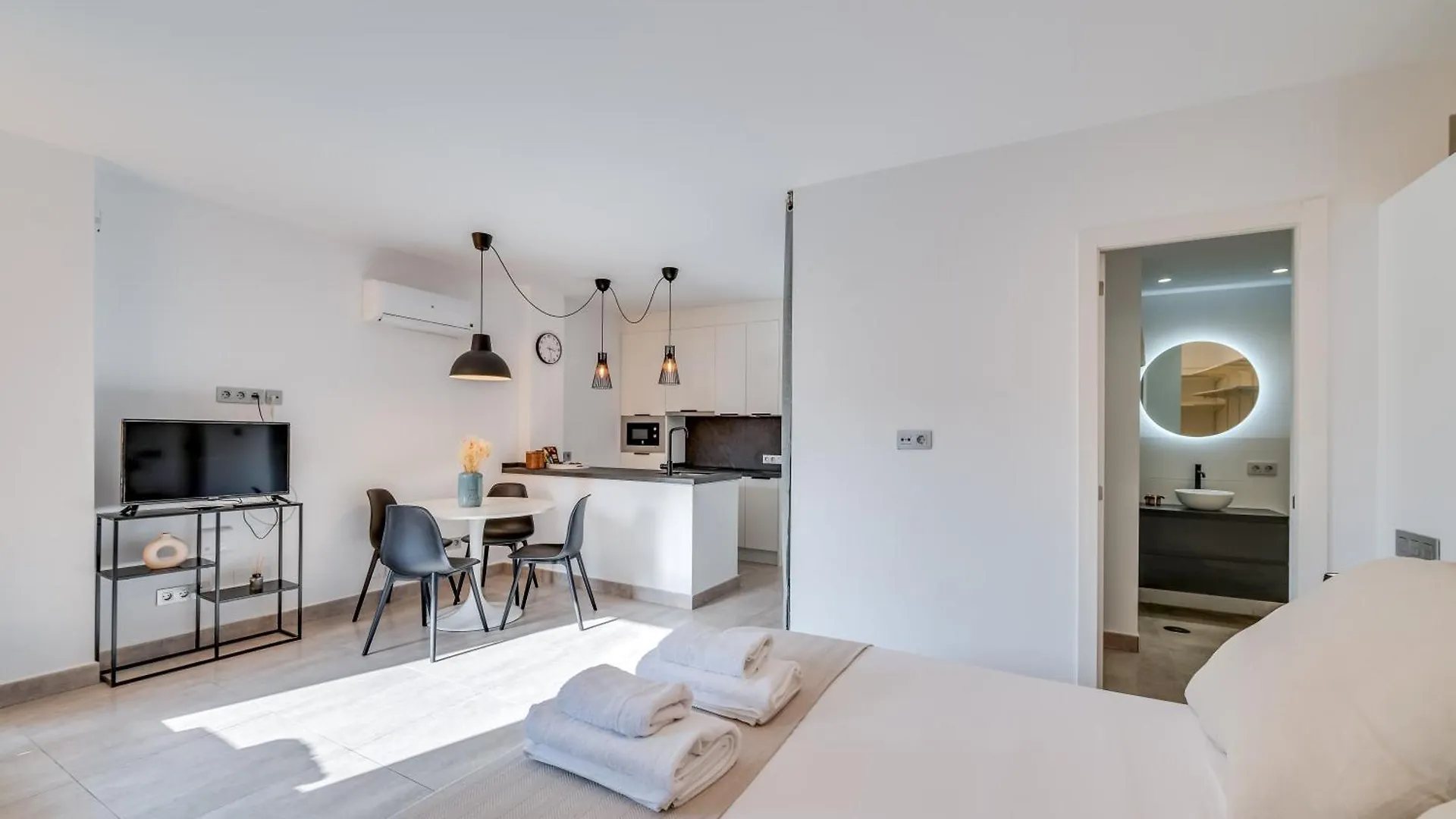 Impresionante Loft En Pleno Centro De Marbella Apartment
